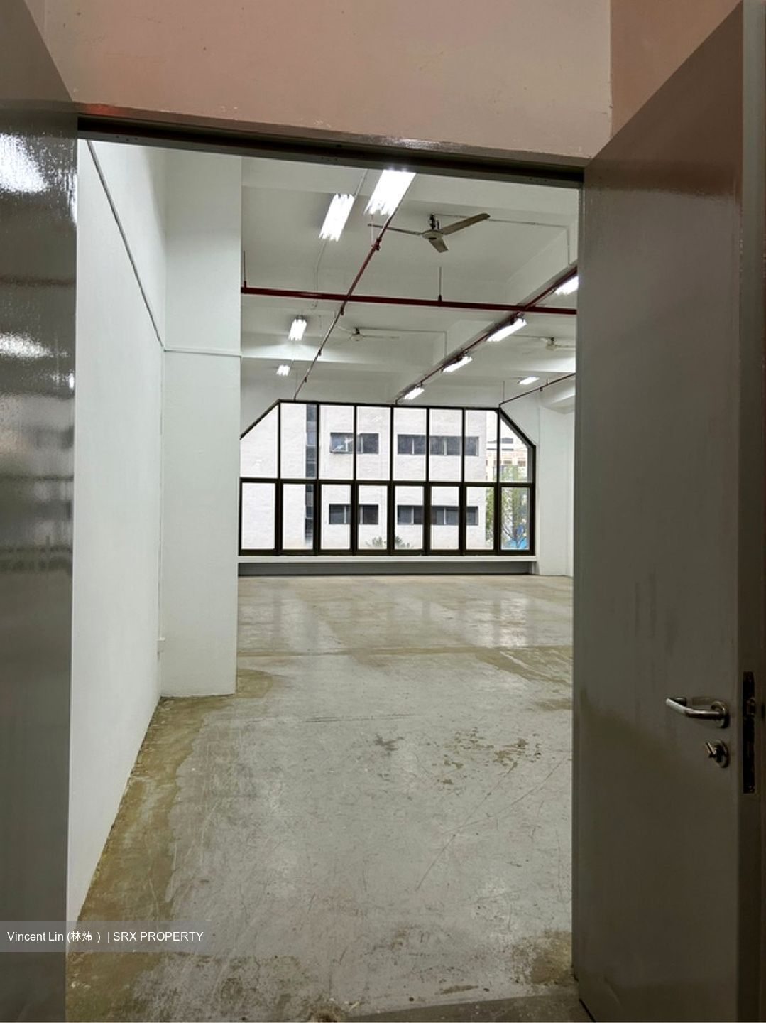 Sindo Industrial Building (D13), Factory #571782751